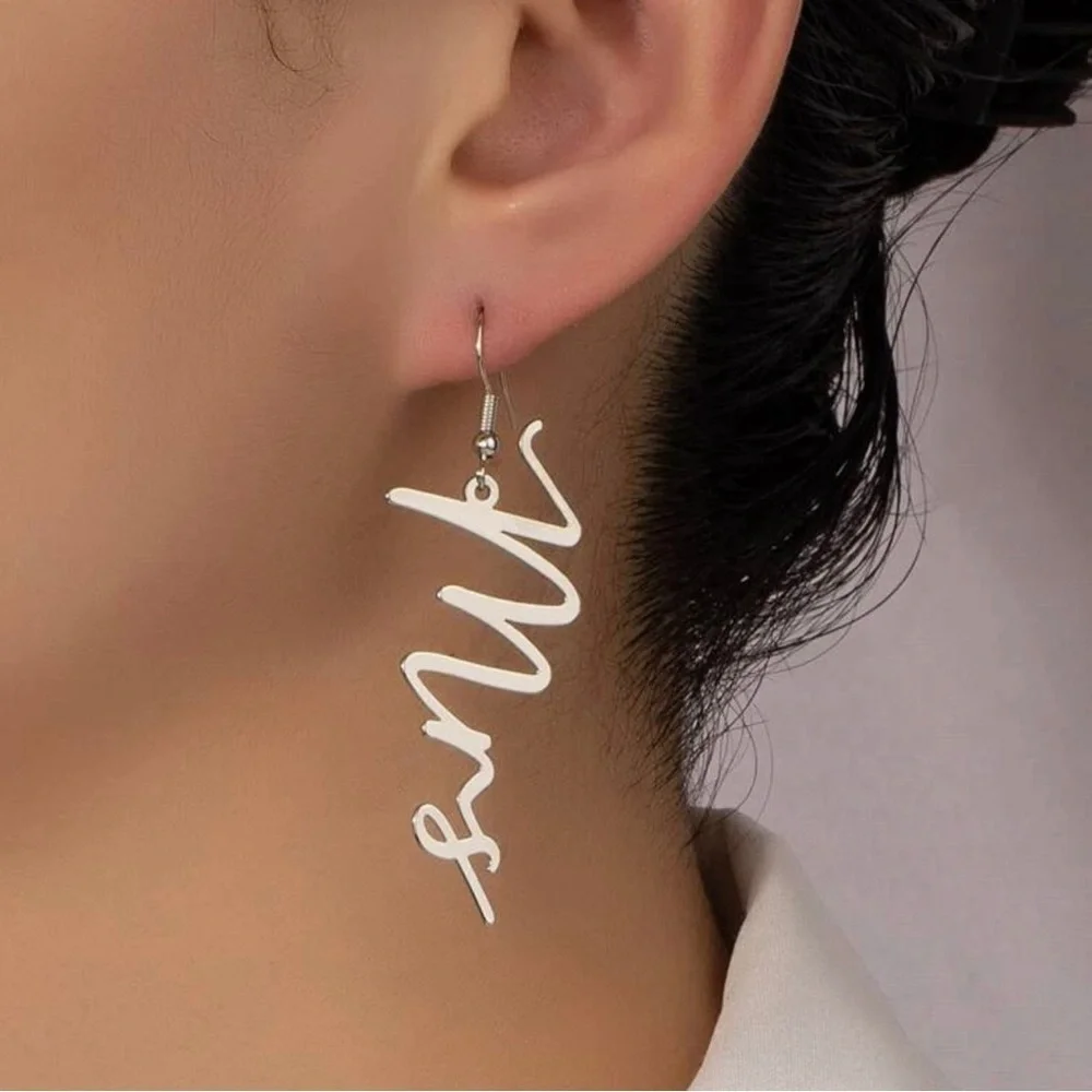 Sparkle with Silver: Stunning 'MRS' Dangle Earrings for the Chic Bride! NWT